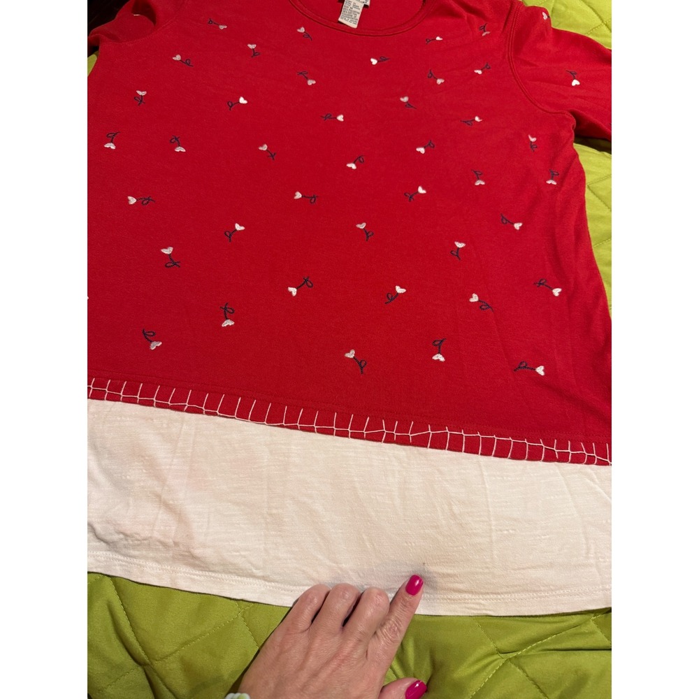 Koret City Blues Top Women Medium Red Good Embroidered Layered Floral Casual - Picture 6 of 9